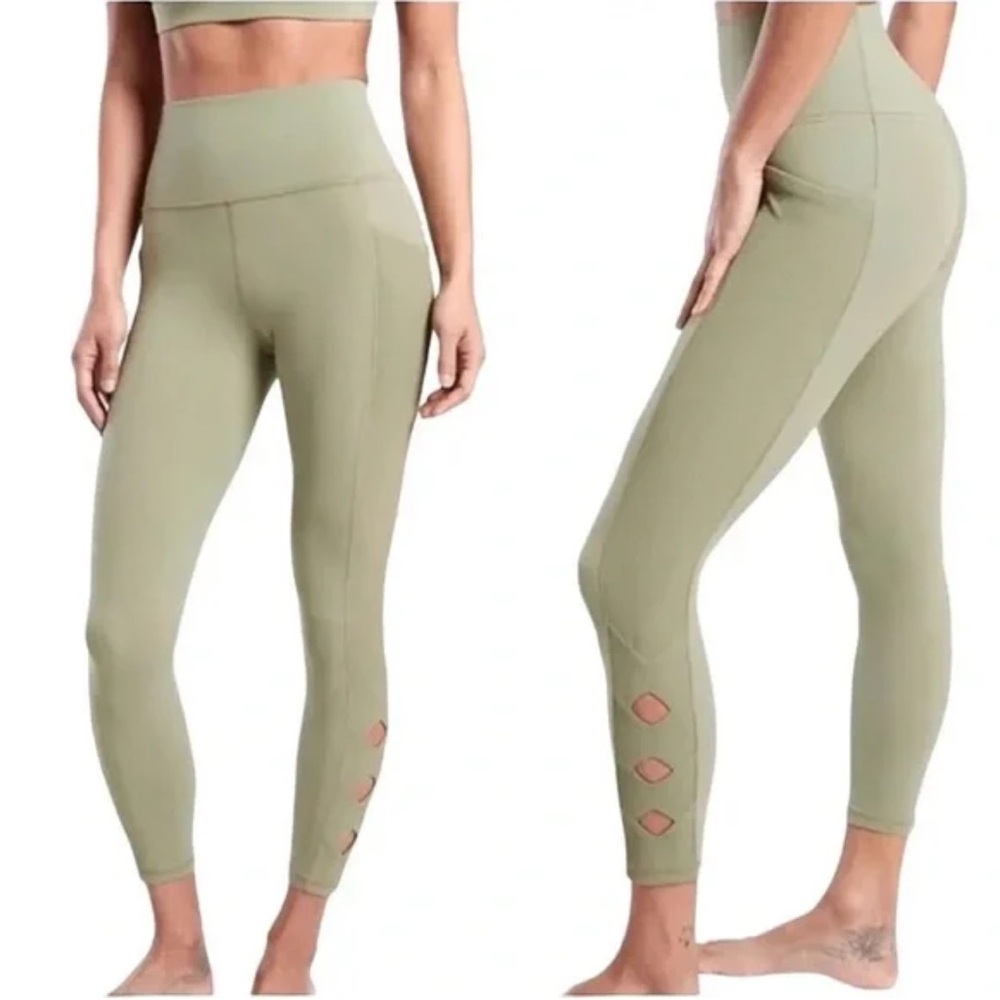 Athleta Salutation Stash Pocket II Cutout 7/8 Tight Mountain Olive Women’s Small